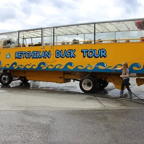 Ketchikan: Duck Tour by land and water